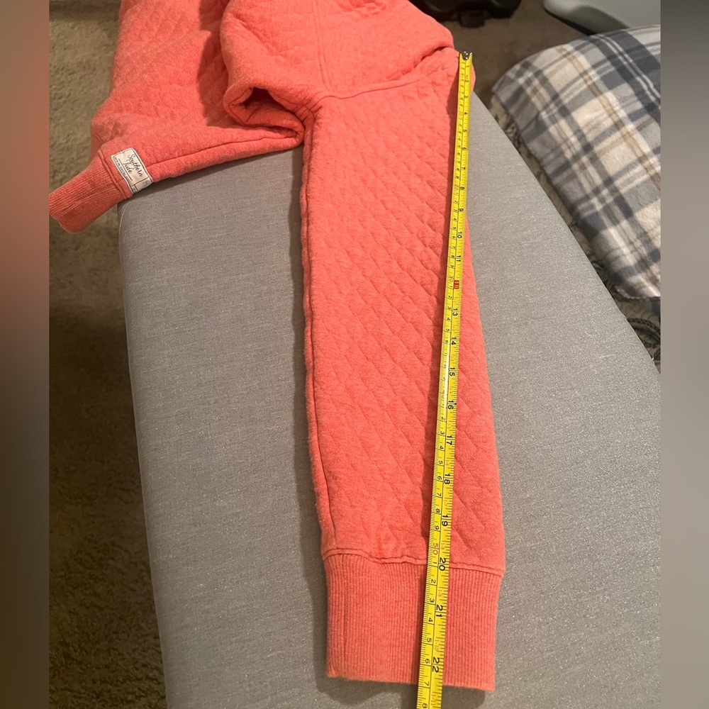 Quilted pullover - Picture 10 of 11